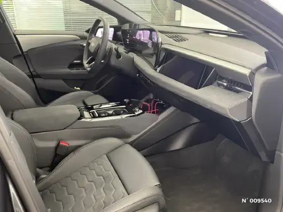 AUDI A6 E-TRON AVANT - voiture de démonstration - Photo 30