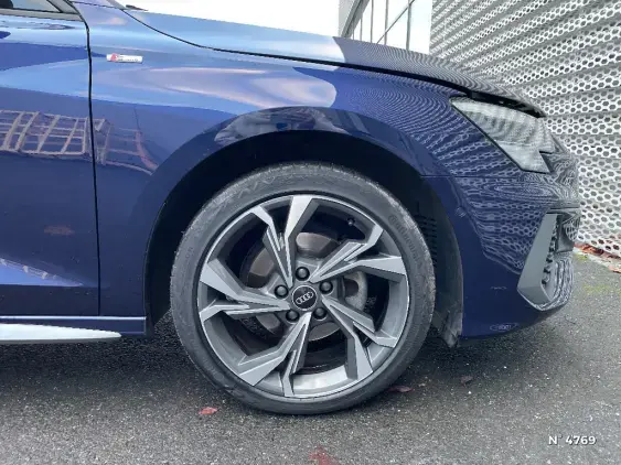 AUDI A3 SPORTBACK IV - voiture de démonstration - Photo 6