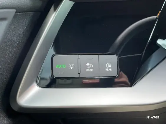 AUDI A3 SPORTBACK IV - voiture de démonstration - Photo 13