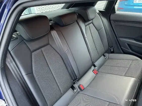 AUDI A3 SPORTBACK IV - voiture de démonstration - Photo 9