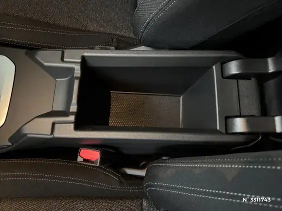 BMW SERIE 1 F70 - voiture de démonstration - Photo 21