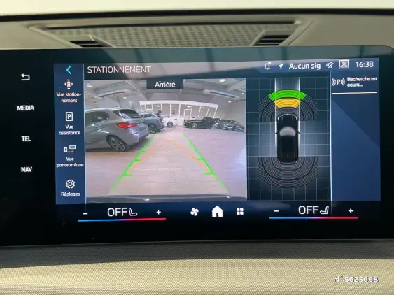 BMW X1 U11 - voiture de démonstration - Photo 13