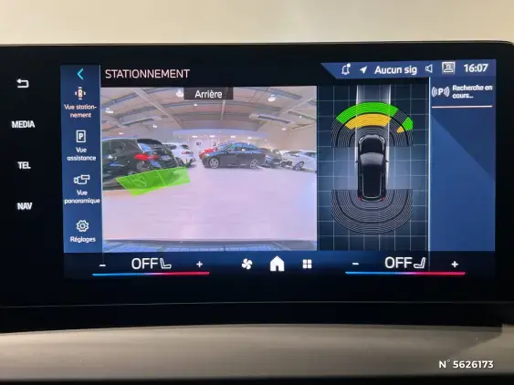 BMW SERIE 1 F70 - voiture de démonstration - Photo 14