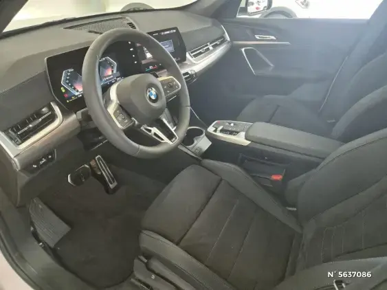 BMW X1 U11 - voiture de démonstration - Photo 4