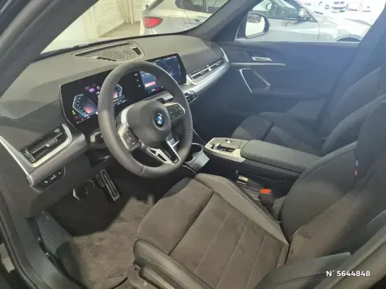 BMW X1 U11 - voiture de démonstration - Photo 4