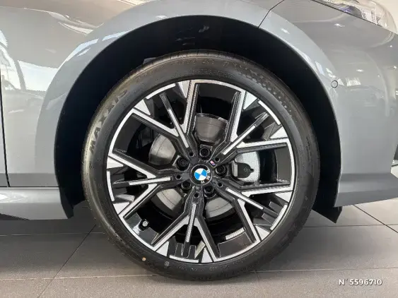 BMW SERIE 1 F70 - voiture de démonstration - Photo 8