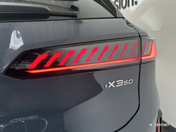 BMW iX3 NA5 - voiture de démonstration - Photo 32