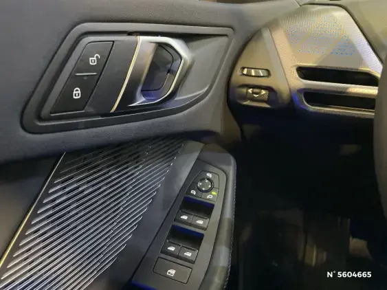 BMW SERIE 1 F70 - voiture de démonstration - Photo 15