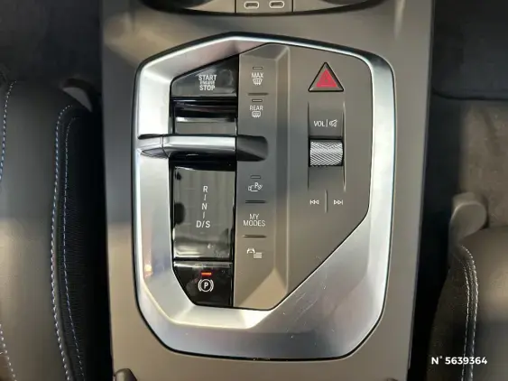 BMW SERIE 1 F70 - voiture de démonstration - Photo 27