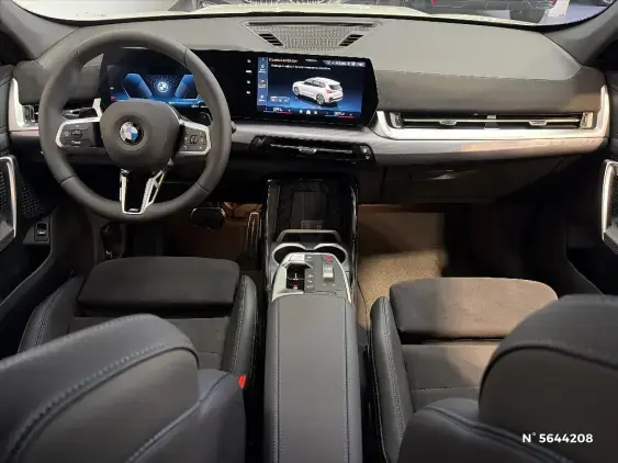 BMW X1 U11 - voiture de démonstration - Photo 9