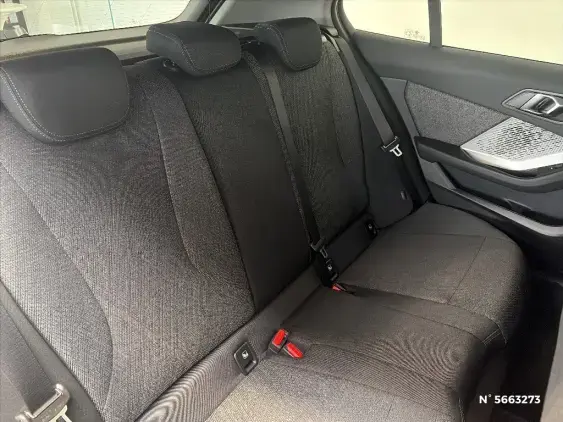 BMW SERIE 1 F70 - voiture de démonstration - Photo 11