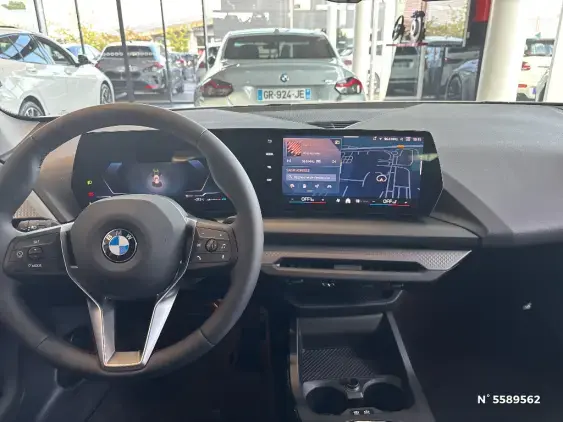 BMW SERIE 1 F70 - voiture de démonstration - Photo 4