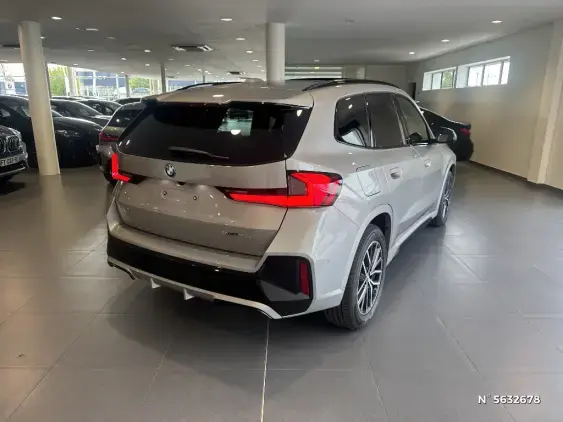 BMW X1 U11 - voiture de démonstration - Photo 4