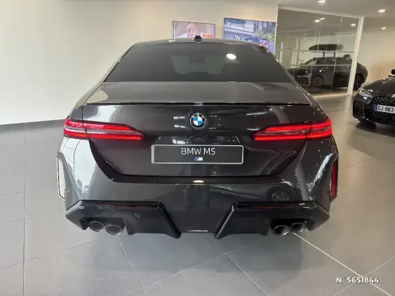 BMW M5 G90 - voiture de démonstration - Photo 4