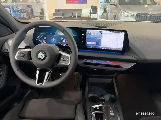 BMW SERIE 1 F70 - voiture de démonstration - Photo 9