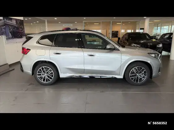 BMW X1 U11 - voiture de démonstration - Photo 2