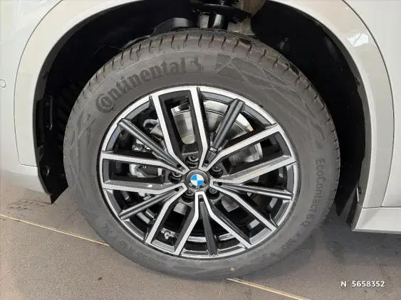 BMW X1 U11 - voiture de démonstration - Photo 8