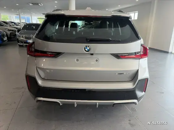 BMW X1 U11 - voiture de démonstration - Photo 6