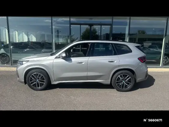 BMW X1 U11 - voiture de démonstration - Photo 4