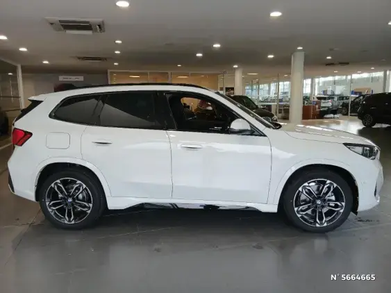 BMW X1 U11 - voiture de démonstration - Photo 5