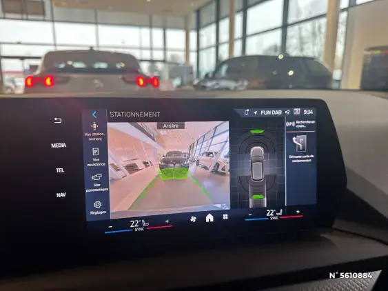 BMW SERIE 1 F70 - voiture de démonstration - Photo 14