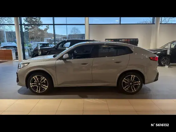 BMW iX2 U10 - voiture de démonstration - Photo 2