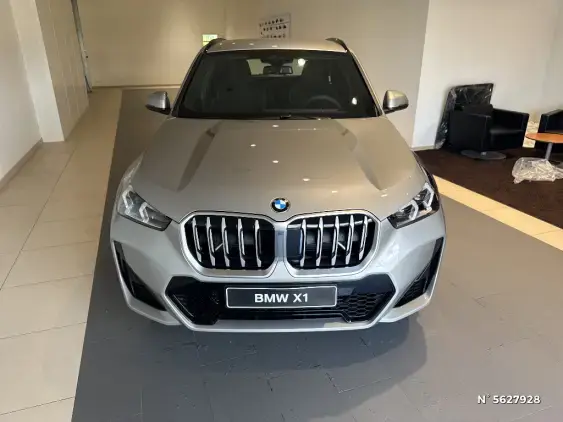 BMW X1 U11 - voiture de démonstration - Photo 3