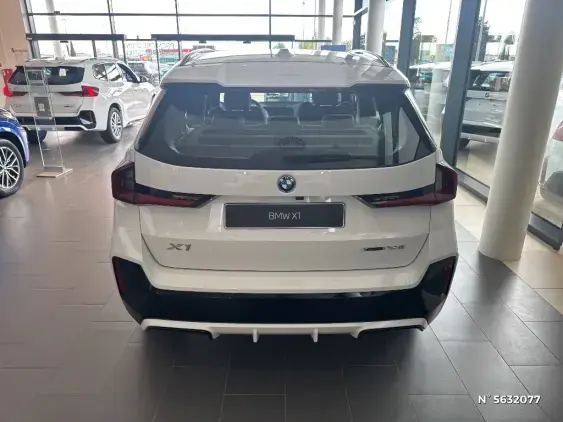 BMW X1 U11 - voiture de démonstration - Photo 6