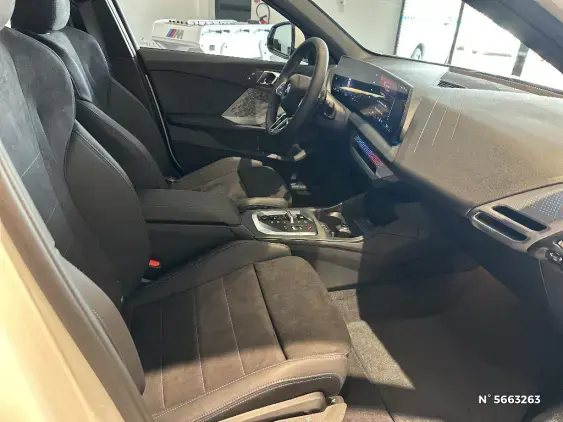 BMW SERIE 1 F70 - voiture de démonstration - Photo 10