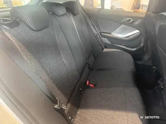 BMW SERIE 1 F70 - voiture de démonstration - Photo 11