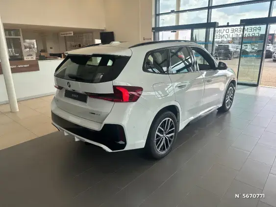 BMW X1 U11 - voiture de démonstration - Photo 4