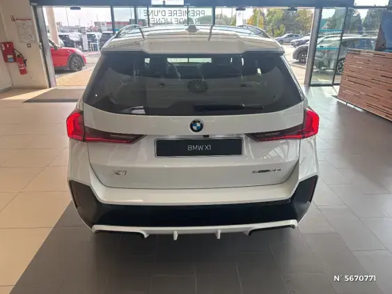 BMW X1 U11 - voiture de démonstration - Photo 6