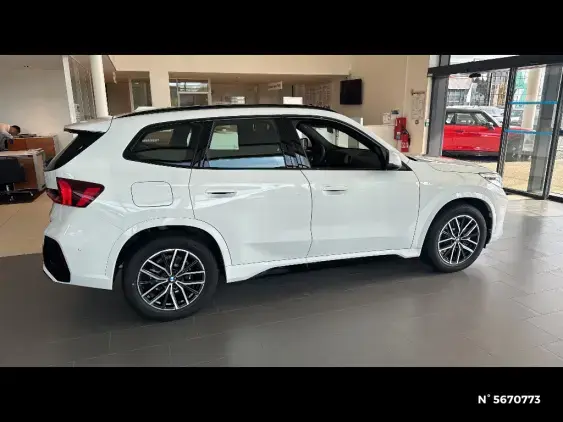 BMW X1 U11 - voiture de démonstration - Photo 5