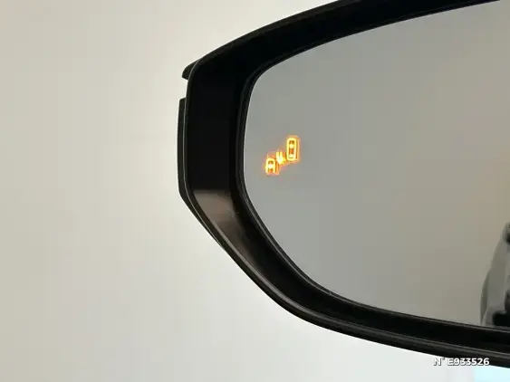 LEXUS UX - voiture de démonstration - Photo 36