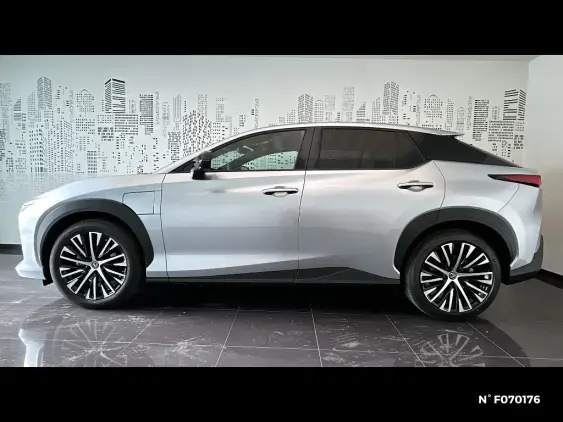 LEXUS RZ - voiture de démonstration - Photo 2