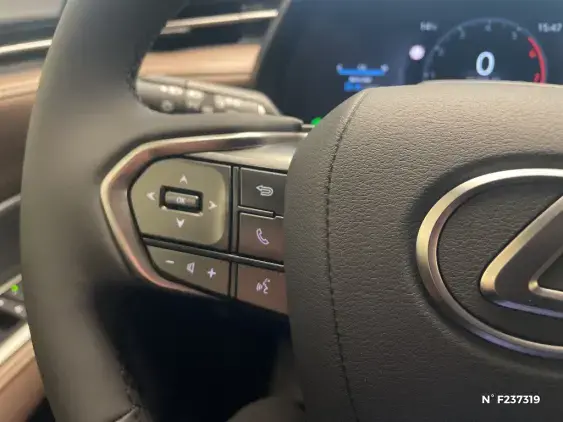 LEXUS LBX - voiture de démonstration - Photo 26