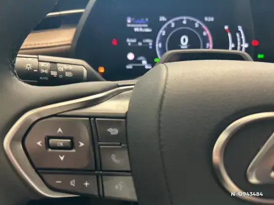 LEXUS LBX - voiture de démonstration - Photo 25