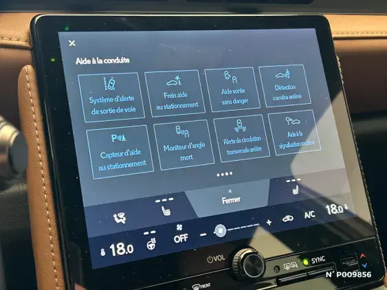 LEXUS LBX - voiture de démonstration - Photo 38