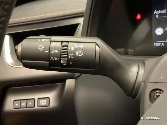 LEXUS UX - voiture de démonstration - Photo 29