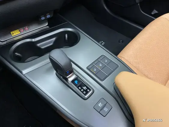 LEXUS UX - voiture de démonstration - Photo 31