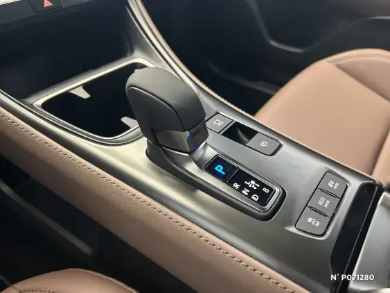 LEXUS LBX - voiture de démonstration - Photo 30