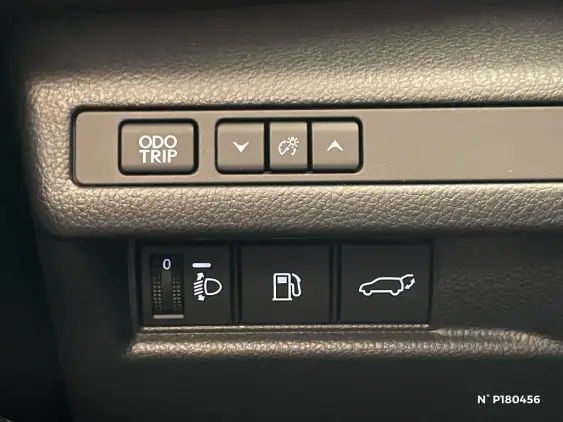 LEXUS LBX - voiture de démonstration - Photo 32