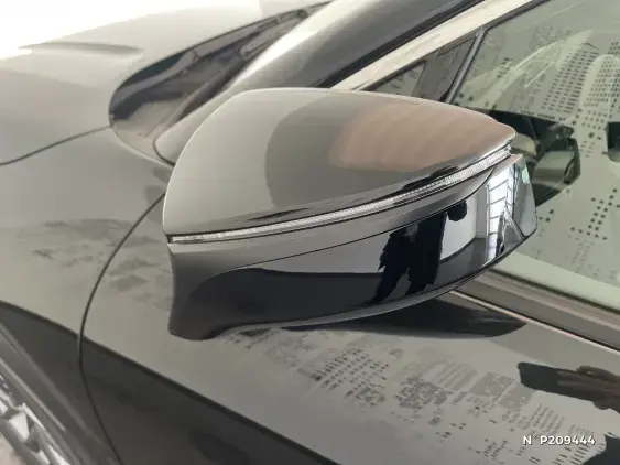 LEXUS LBX - voiture de démonstration - Photo 31