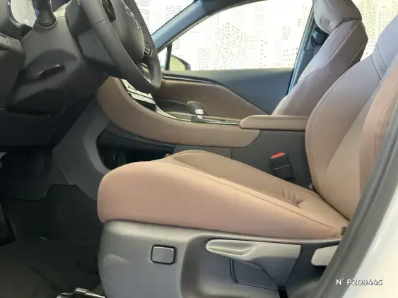LEXUS LBX - voiture de démonstration - Photo 27