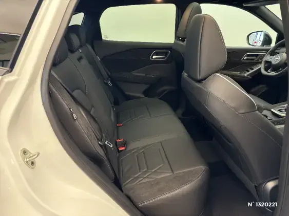 NISSAN QASHQAI III - voiture de démonstration - Photo 11