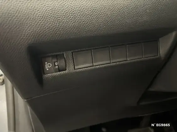 PEUGEOT 208 II - voiture de démonstration - Photo 15