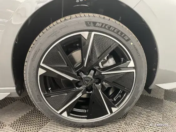 PEUGEOT 308 ELECTRIQUE III - voiture de démonstration - Photo 8