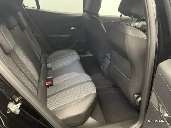 PEUGEOT 2008 - voiture de démonstration - Photo 11