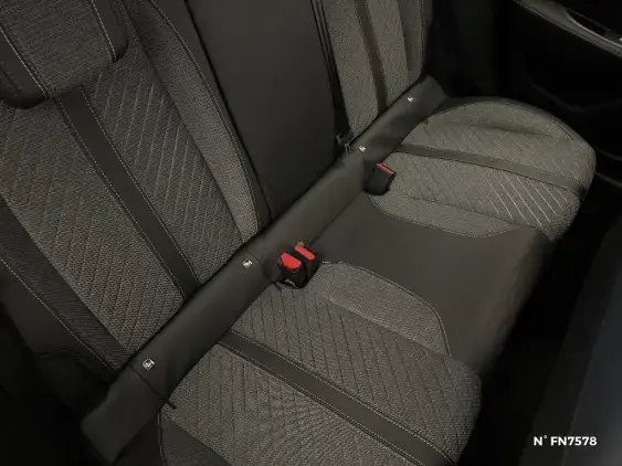 PEUGEOT 208 II - voiture de démonstration - Photo 11