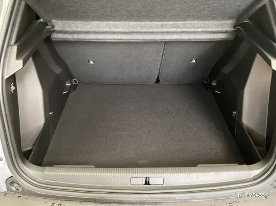 PEUGEOT 2008 II - voiture de démonstration - Photo 7